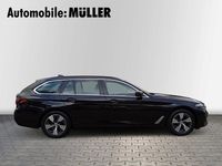 Gebraucht BMW 520 Performance 190 PS (139 kW) 2022 Schwarz Kombi