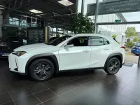 Gebraucht Lexus UX 250h Launch Edition 145 PS (106 kW) 2019 Weiß SUV