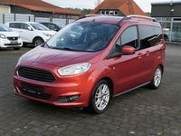 Gebraucht Ford Tourneo Courier Titanium 101 PS (74 kW) 2014 Rot Van / Kleinbus