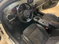 Gebraucht Audi A3 140 PS (102 kW) 2013 Weiß Limousine