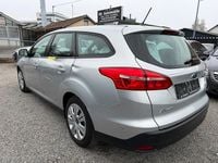 Gebraucht Ford Focus 120 PS (88 kW) 2018 Silber Kombi