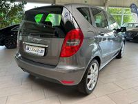 gebraucht Mercedes A180 Avantgarde Automatik Orig. 56000km/PDC/SHZ