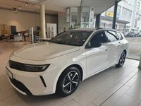 Neu Opel Astra 131 PS (96 kW) 2025 Lack weiss banquise/typ aussen Kombi