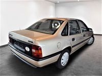 Gebraucht Opel Vectra 75 PS (55 kW) 1992 Gold Limousine