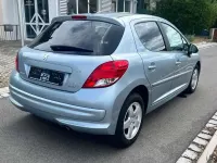 Gebraucht Peugeot 207 Premium 95 PS (69 kW) 2010 Bleu inari Kleinwagen