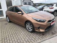 Gebraucht Kia Ceed 160 PS (117 kW) 2022 Bronze metallic Kleinwagen