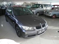 Gebraucht BMW 320 150 PS (110 kW) 2005 Grau Limousine