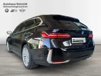 Gebraucht BMW 530e Comfort Edition 190 PS (139 kW) 2024 Saphirschwarz Kombi