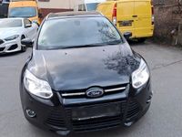 gebraucht Ford Focus Titanium/ Automatik / Xenon / Kamera