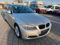 Second-hand BMW 318 Comfort Edition 143 CP (105 kW) 2010 Argintiu Berlinǎ