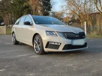 Gebraucht Skoda Octavia RS 184 PS (135 kW) 2019 Grau Kombi