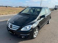 Gebraucht Mercedes B200 135 PS (99 kW) 2010 Schwarz Van / Kleinbus