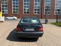 Second-hand Mercedes S320 197 CP (144 kW) 2000 Negru Berlinǎ