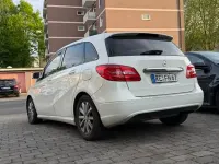 Gebraucht Mercedes B180 AMG line 109 PS (80 kW) 2012 Weiß Van / Kleinbus