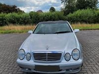 Gebraucht Mercedes CLK320 217 PS (159 kW) 2000 Silber Cabrio