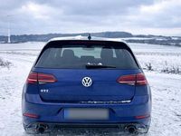 Second-hand VW Golf VII GTI 230 CP (169 kW) 2017 Albastru Berlinǎ