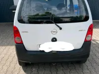 Gebraucht Opel Agila 58 PS (42 kW) 2002 Weiß Van / Kleinbus