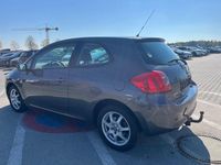 Gebraucht Toyota Auris Sol 124 PS (91 kW) 2007 Grau Kleinwagen