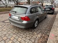 Gebraucht BMW 320 184 PS (135 kW) 2012 Grau Kombi