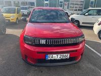 Gebraucht Fiat Grande Panda Red 83 kW (113 PS) 2025 Passione rot Kleinwagen