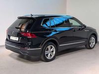 Gebraucht VW Tiguan Allspace Life 200 PS (147 kW) 2022 Deep black SUV