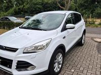 Gebraucht Ford Kuga Vignale 150 PS (110 kW) 2016 Weiß SUV