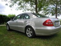 Gebraucht Mercedes 220 150 PS (110 kW) 2004 Silber metallic Limousine