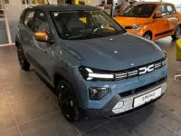Käytetty Dacia Spring Extreme 47 kW (65 HP) 2024 Sininen Viistoperä