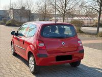 Gebraucht Renault Twingo Authentique 58 PS (42 kW) 2009 Rot Kleinwagen