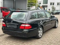 Gebraucht Mercedes E200 163 PS (119 kW) 2004 Schwarz Limousine