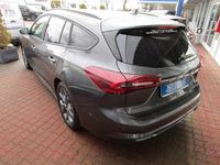 Gebraucht Ford Focus ST-Line X 125 PS (91 kW) 2024 Magnetic grau Kombi