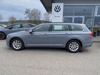 Gebraucht VW Passat Business 150 PS (110 kW) 2023 Grau Kombi
