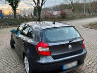 Gebraucht BMW 118 122 PS (89 kW) 2005 Grau Kleinwagen