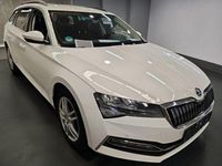 Gebraucht Skoda Superb Ambition 218 PS (160 kW) 2020 Weiß Kombi