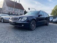 Gebraucht Mercedes E500 AMG 306 PS (225 kW) 2005 Blau Limousine