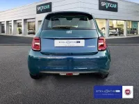 Neu Fiat 500 65 PS (47 kW) 2026 Grün Kleinwagen
