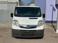 Gebraucht Opel Vivaro 145 PS (106 kW) 2011 Weiß Van / Kleinbus