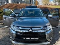 Gebraucht Mitsubishi Outlander Edition 150 PS (110 kW) 2018 Grau SUV