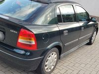 Gebraucht Opel Astra 65 PS (47 kW) 1998 Grün Limousine