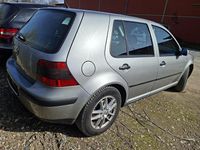 Gebraucht VW Golf IV 80 PS (58 kW) 2001 Silber Kleinwagen
