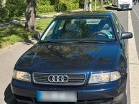 Usata Audi A4 125 CV (91 kW) 1995 Blu Berlina
