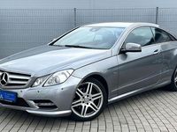 Gebraucht Mercedes E200 Sport 184 PS (135 kW) 2012 Silber Coupé