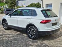 gebraucht VW Tiguan Comf 4Mo Pano Virtual AHK Navi ACC Top