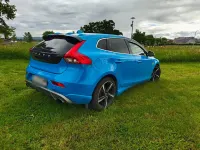 Gebraucht Volvo V40 R-Design 200 PS (147 kW) 2014 Blau Limousine