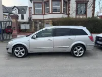 Gebraucht Opel Astra 116 PS (85 kW) 2010 Grau Kombi