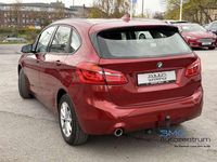 Gebraucht BMW 216 Active Tourer Advantage 116 PS (85 kW) 2018 Rot Van / Kleinbus