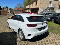 Gebraucht Kia Ceed Vision 136 PS (100 kW) 2021 (wd) cararraweiss Kleinwagen