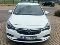 Gebraucht Opel Astra Dynamic 136 PS (100 kW) 2016 Weiß Limousine
