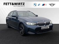 Gebraucht BMW 330e M Sport 292 PS (214 kW) 2024 Arctic race blue metallic Kombi