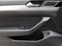 Gebraucht VW Passat Business 150 PS (110 kW) 2023 Scale silver metallic Kombi